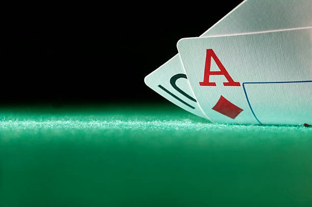 mudikslot mobile app interface showing live-dealer blackjack table